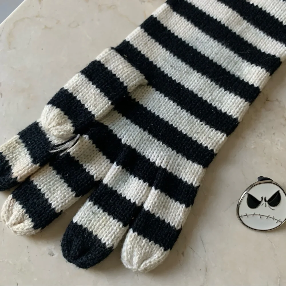 Nightmare Before Christmas Jack Skellington Stripe Gloves Pin Lot Disney